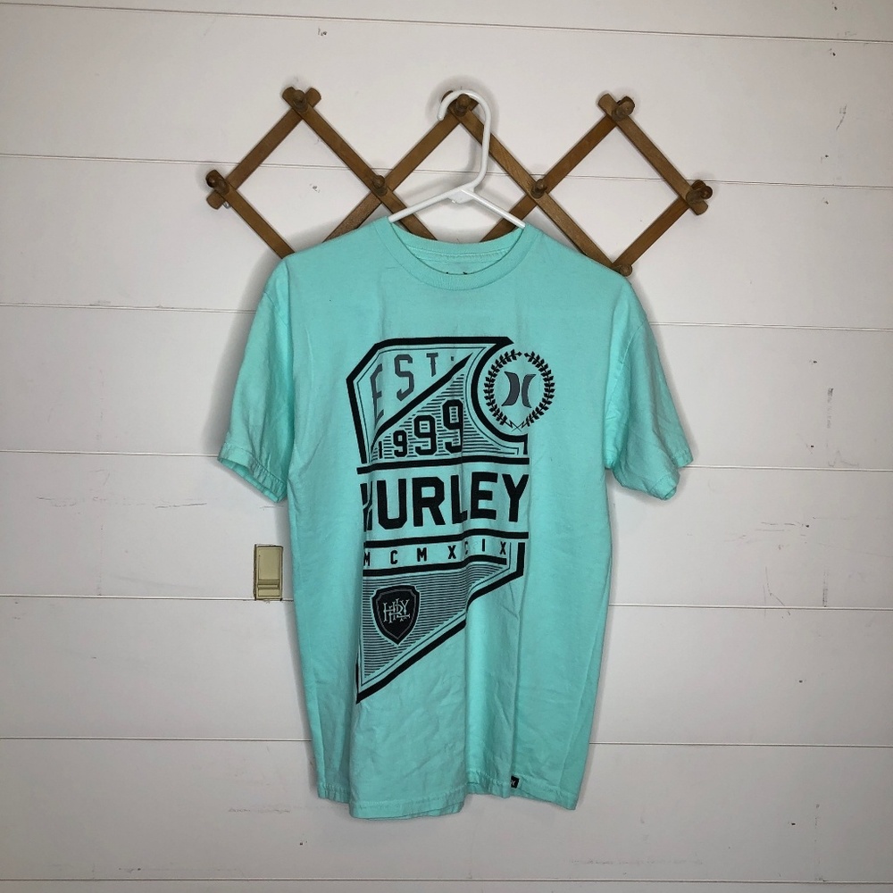 Hurley t-shirt